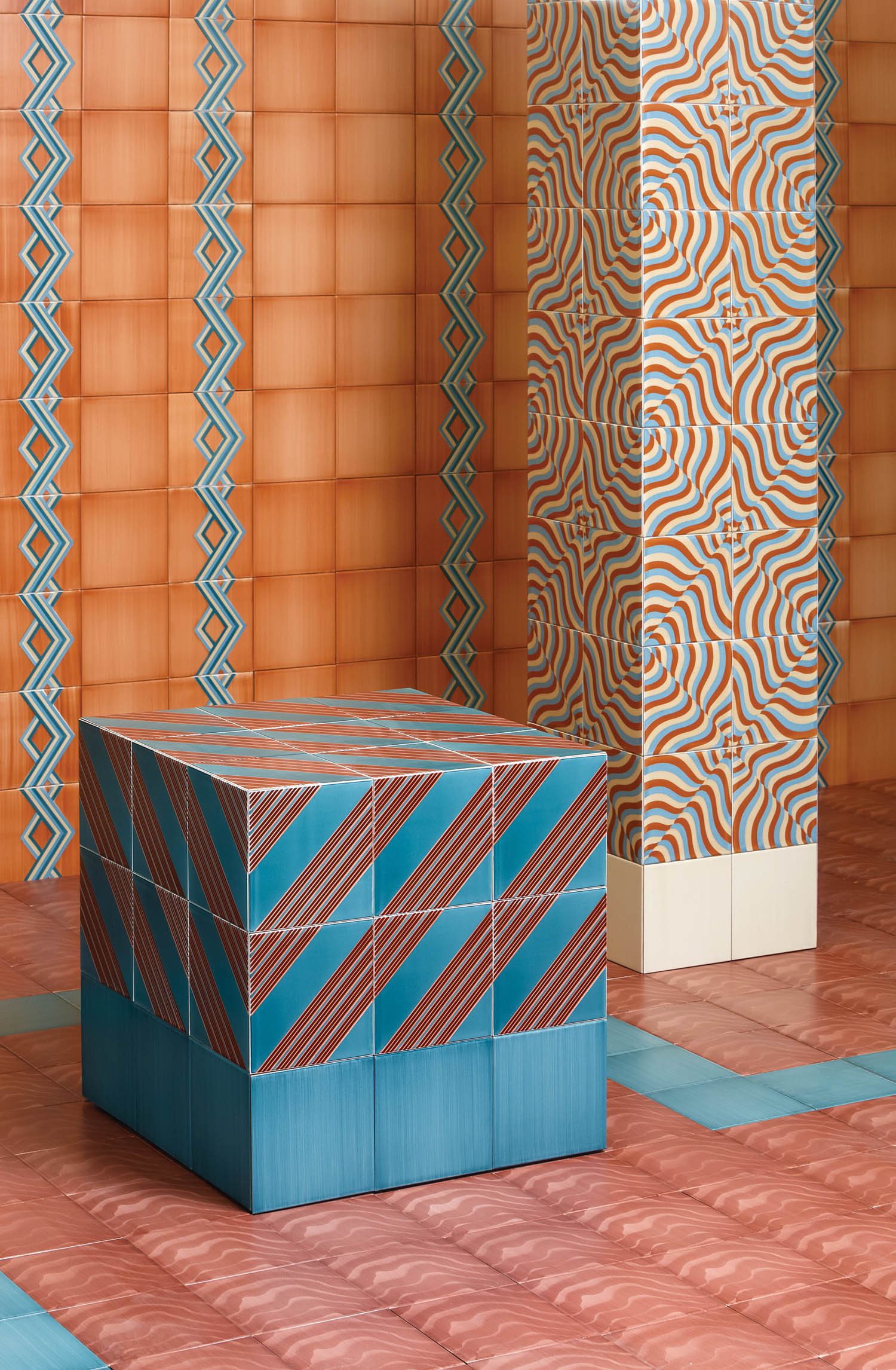 Graphè and Helios tiles