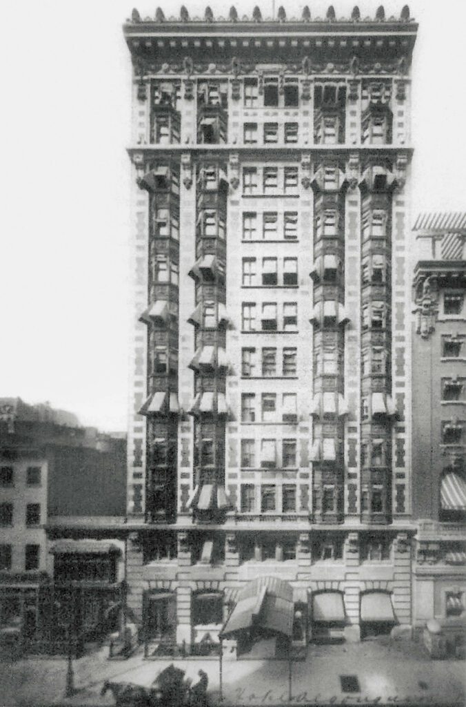 A photograph of the hotel around its opening in 1902. 